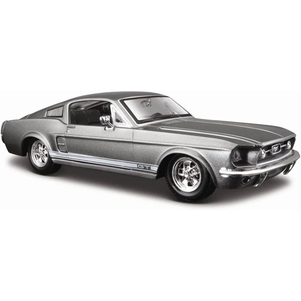 1967 Ford Mustang GT 1:24 Diecast Scale Model Car
