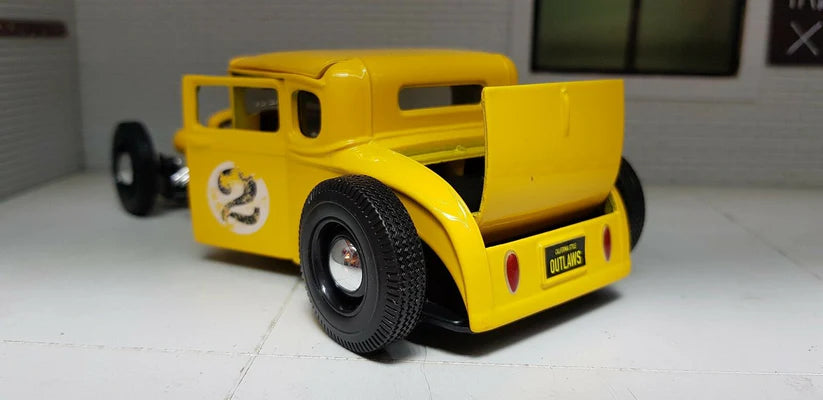 1929 Ford Model A 1:24 Scale Diecast Model Car