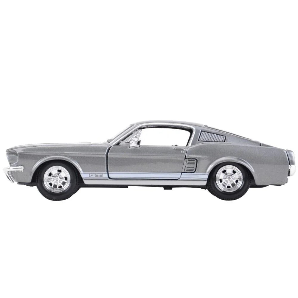 1967 Ford Mustang GT 1:24 Diecast Scale Model Car