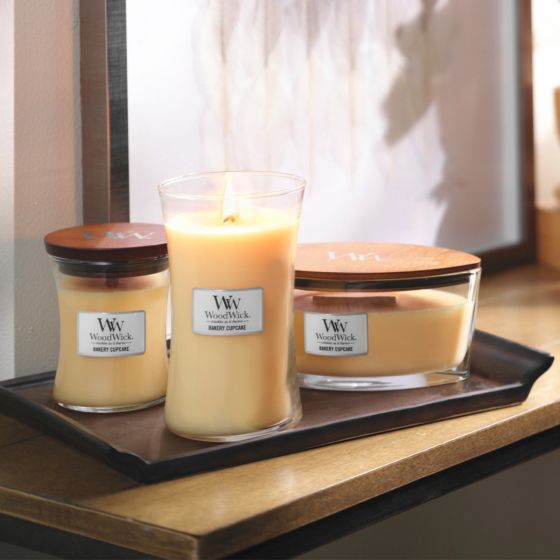 WoodWick Bakery Cupcake Medium Candle