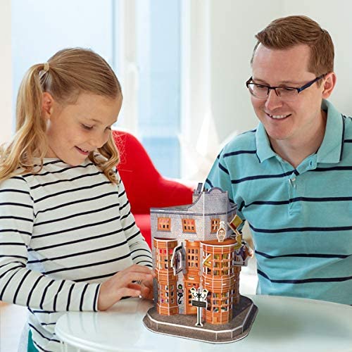Harry Potter Weasleys’ Wizard Wheezes 3D Puzzle – 62 Piece